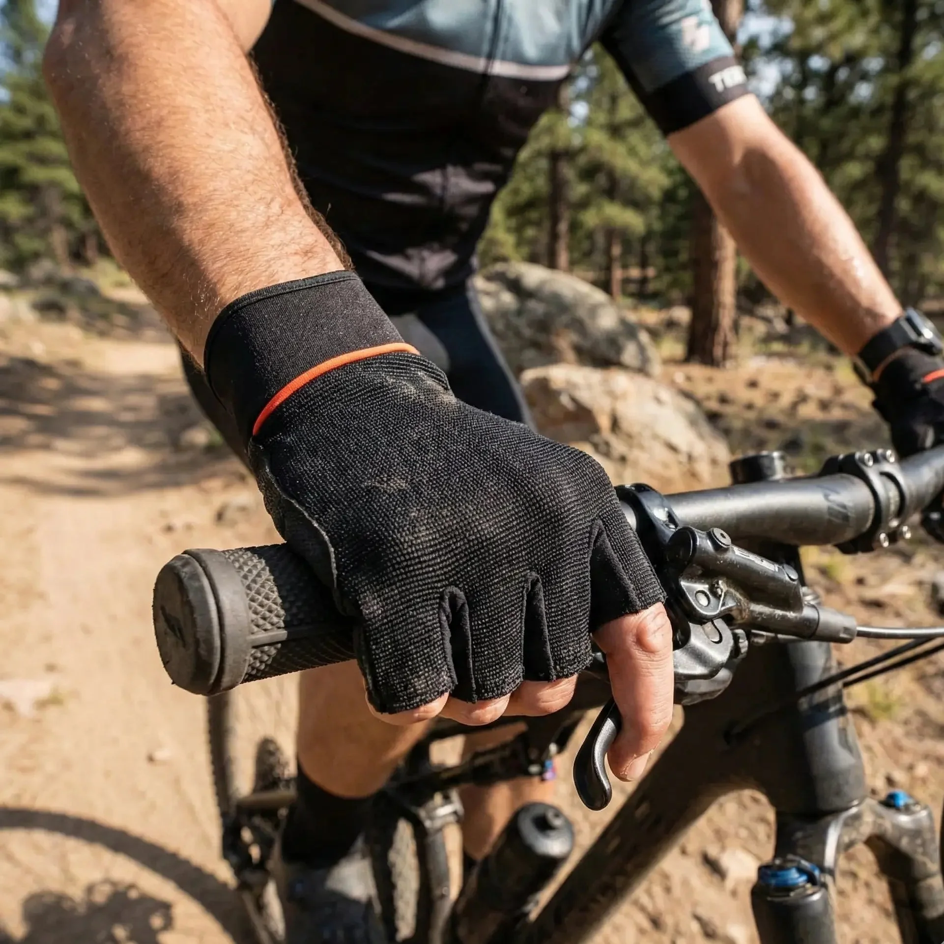DEXFLEX™ CALLUS GUARD GLOVES - Image 3